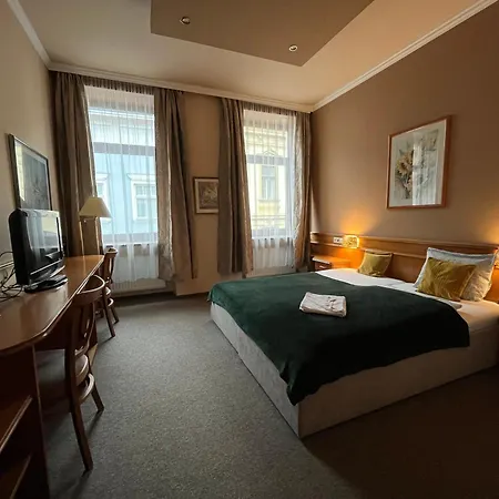 Wagner Vendegudvar Panzio فندق 3*