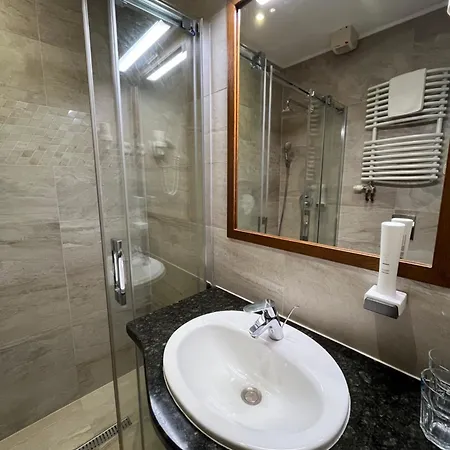 Wagner Vendegudvar Panzio سزومباثيلي