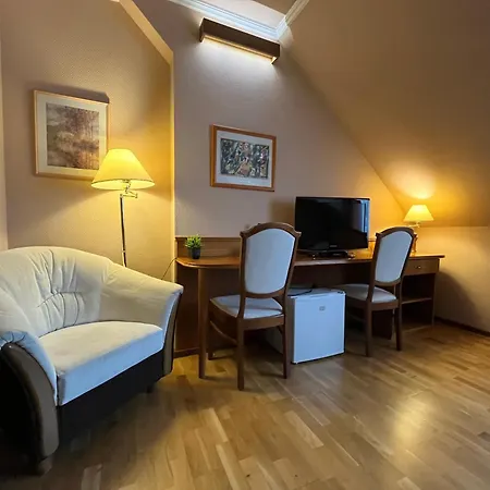 Wagner Vendegudvar Panzio ホテル ソンバトヘイ