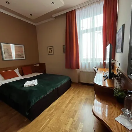 호텔 Wagner Vendegudvar Panzio 솜버트헤이