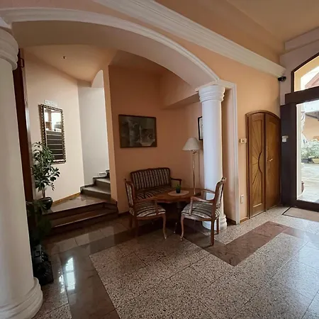 Wagner Vendegudvar Panzio فندق 3*